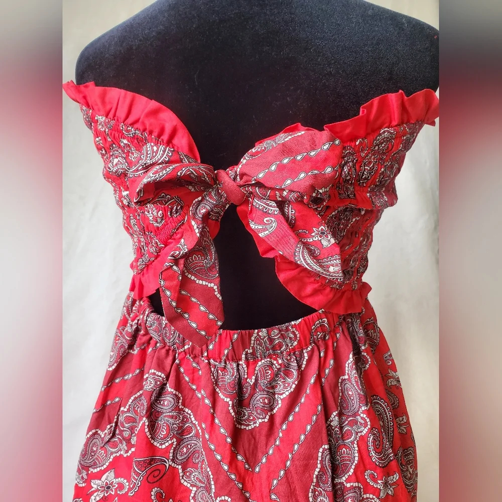 Coral Strapless Paisley Print REVERSIBLE Smocked Dress Size Medium NWOT - Picture 6 of 6